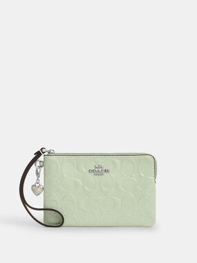 NWT NIB Coach Corner Zip Wristlet In Signature Leather With Heart Charm